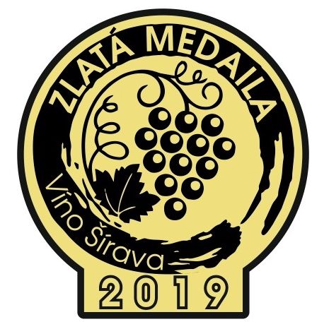 Pivnica Orechová Rizling rýnský 2018 víno polosuché