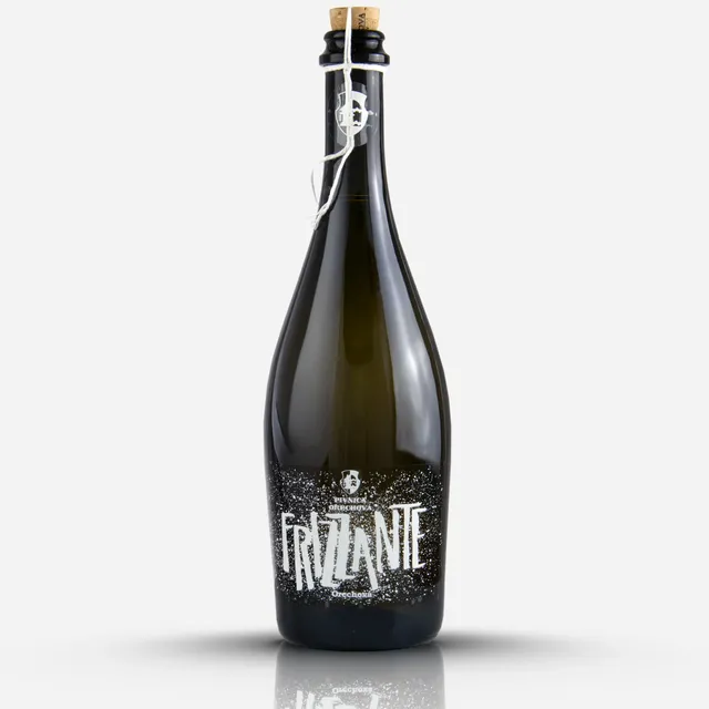 Pivnica Orechová Frizzante Orechová víno polosladké perlivé